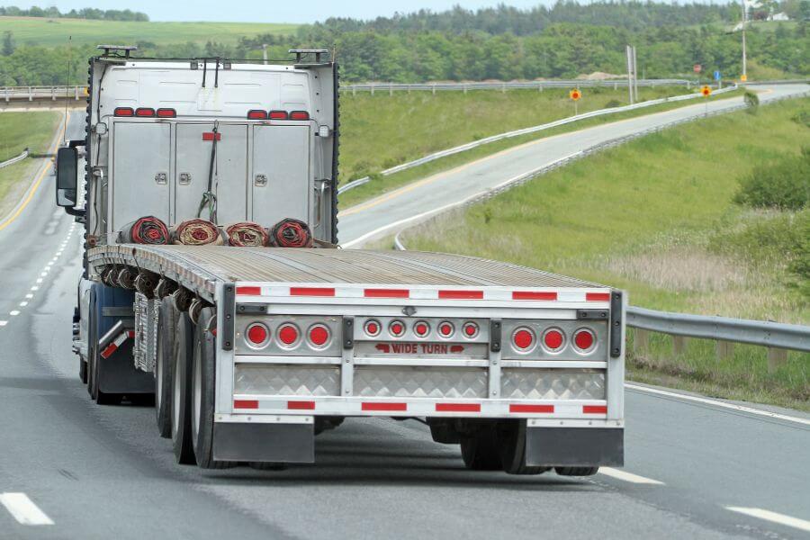 Flatbed Trailer Transport